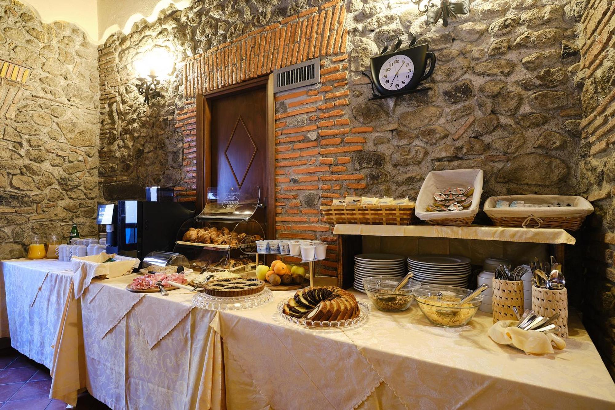 Della Posta Bracciano (Rome)